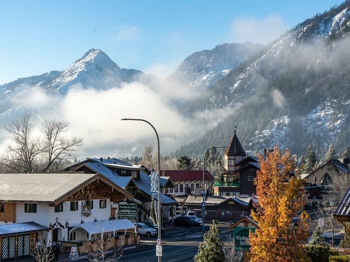 Hotels in Leavenworth for cheap romantic getaways in Washington state.