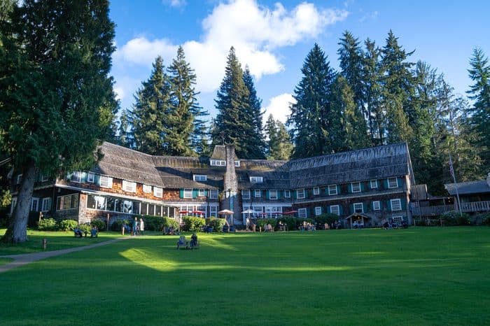 Lake Quinault Lodge front view of resort in Washington state.
